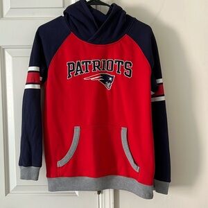 Patriots youth hooded jersey size M
